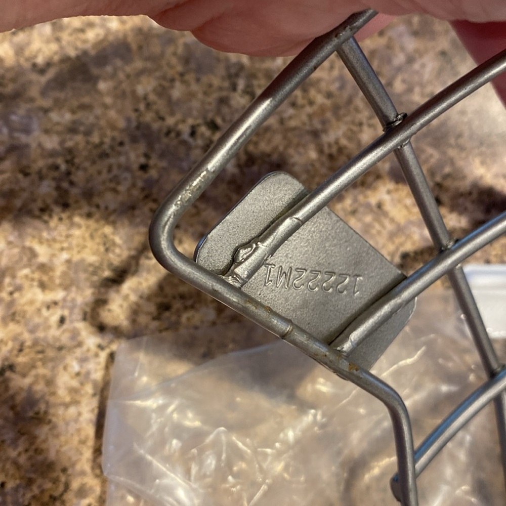 Facemask Grille Ice Hockey Cascade CHM M Z262.2-09 Type B1(UNSURE OF SIZE/BRAND) - Picture 17 of 17